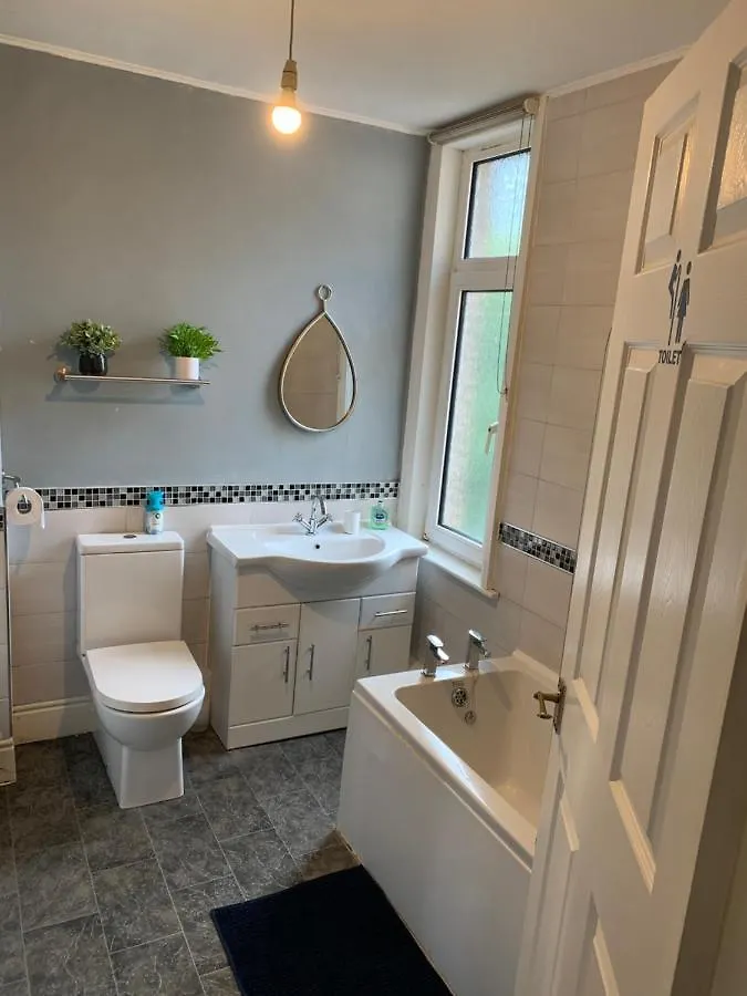 Sam'Z Boutique Bed & Breakfast Sheffield 0*,  Birleşik Krallık
